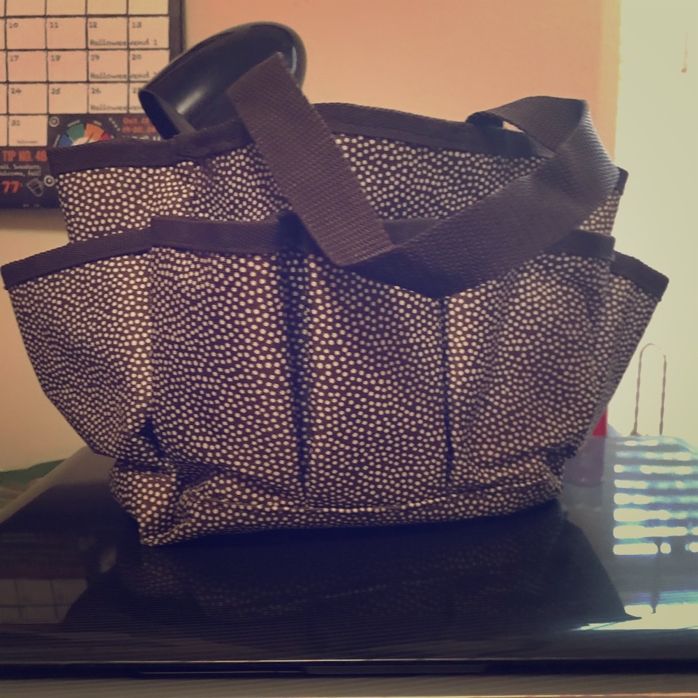Thirty one toiletry bag